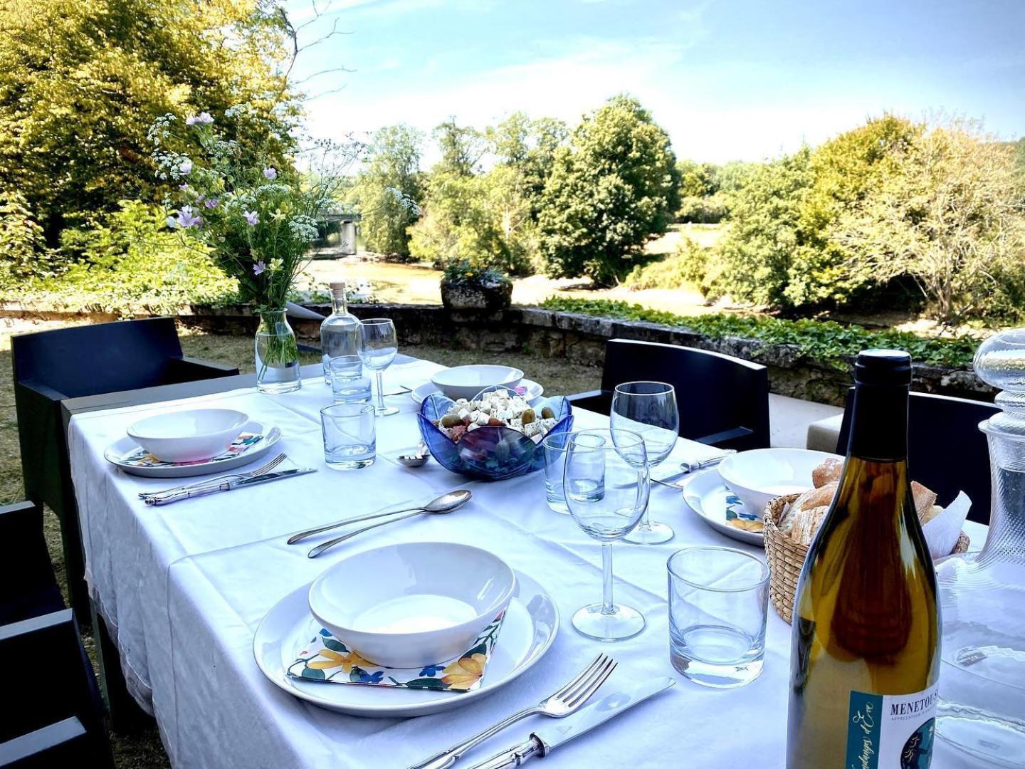 Chateau De La Tour En Brenne Rivarennes (Indre)